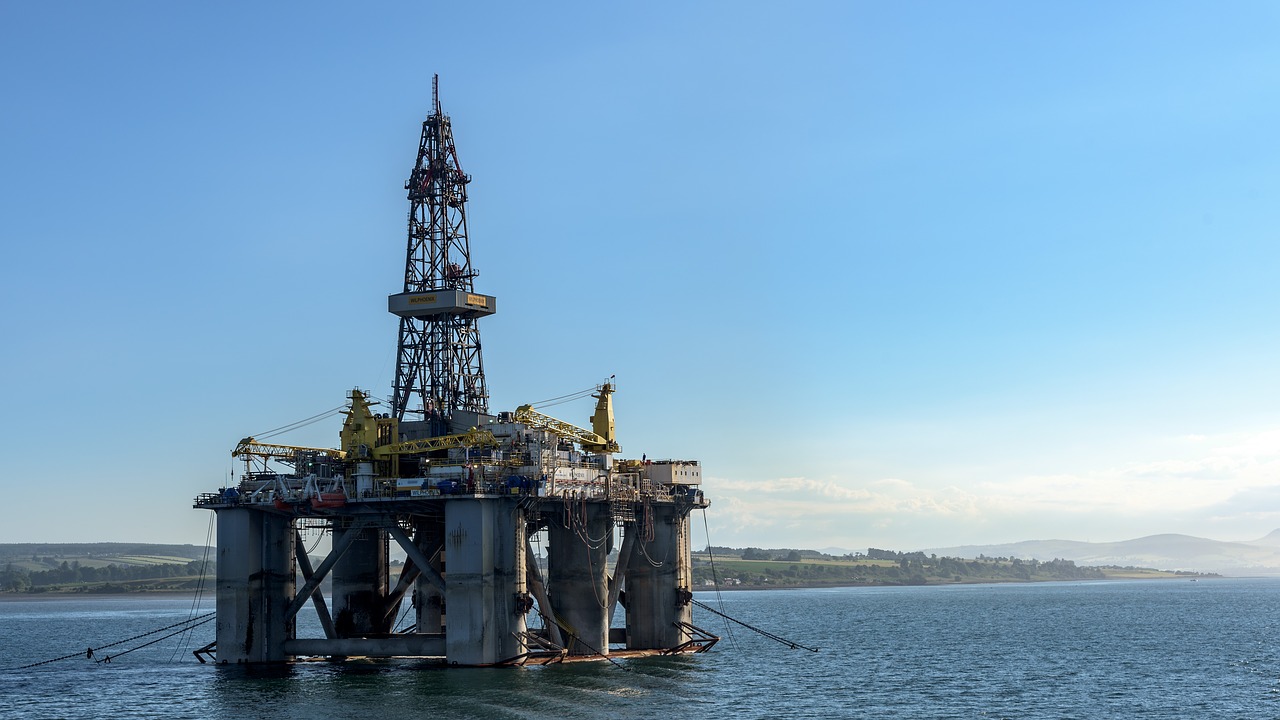 oil rig, scotland, cromarty firth